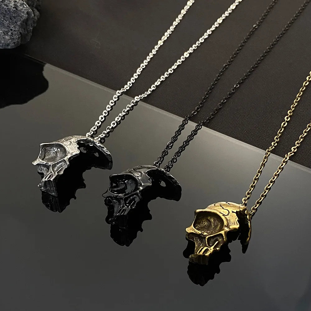 Vintage Fashion Half Face Skull Necklace for Men Gothic Punk Men Skeleton Pendant Fashion Personality Halloween Jewelry Gifts