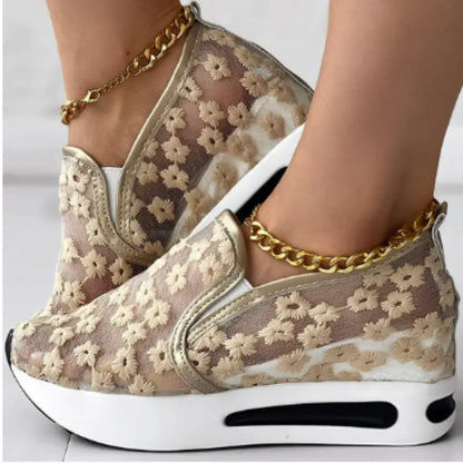 Women's Sneakers Floral Embroidery Mesh Sneakers