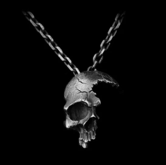 Vintage Fashion Half Face Skull Necklace for Men Gothic Punk Men Skeleton Pendant Fashion Personality Halloween Jewelry Gifts