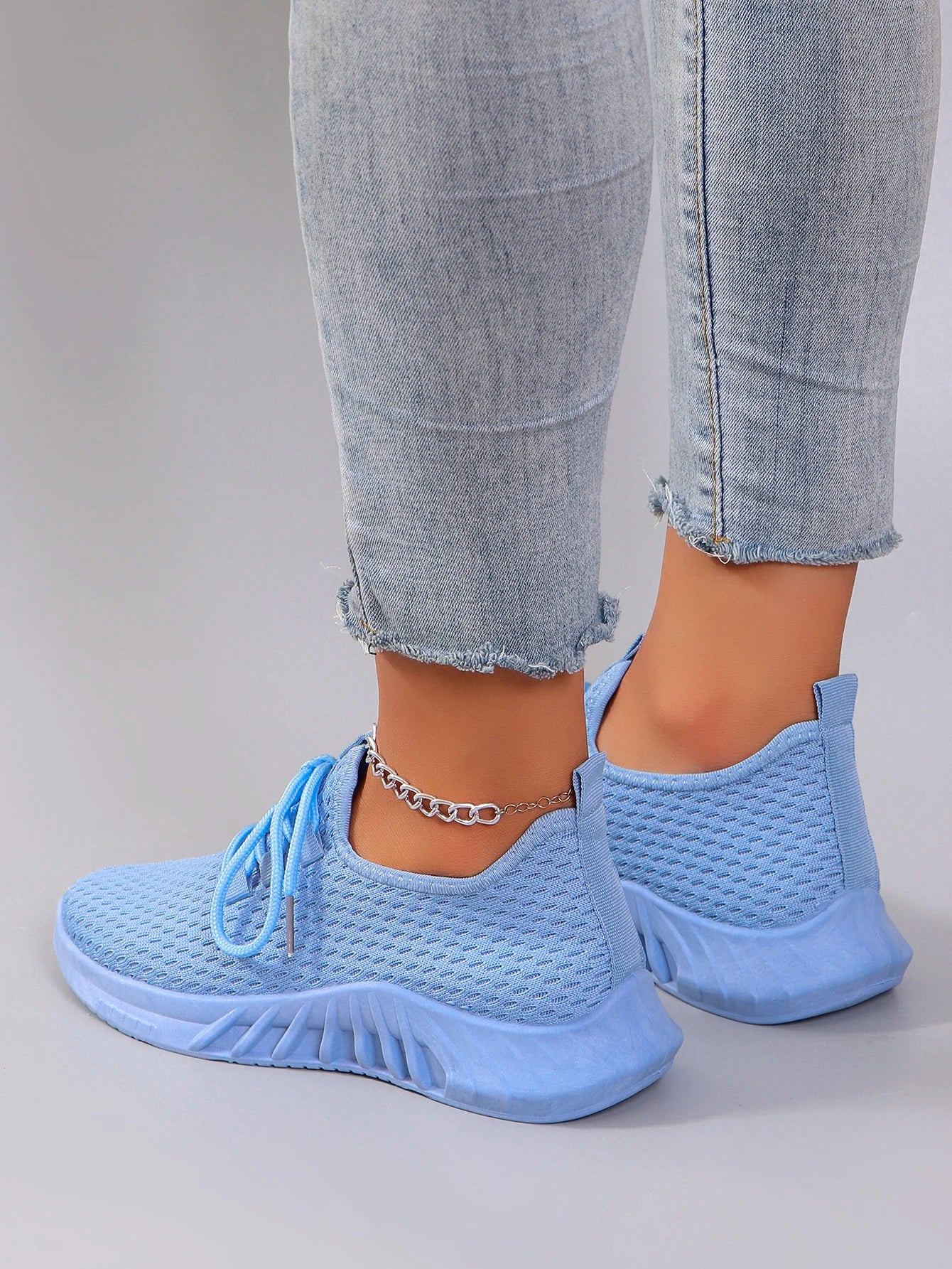 women's sports shoes, fashionable, breathable, lightweight