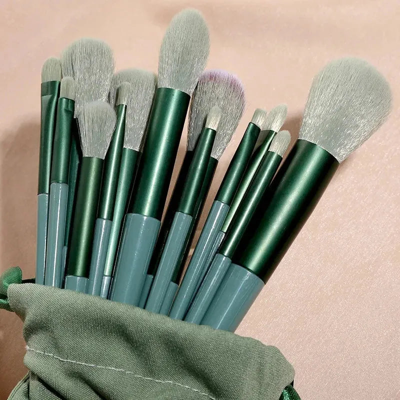 Fluffy Makeup Brush Set - CEW Store