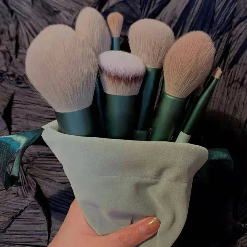 Fluffy Makeup Brush Set - CEW Store